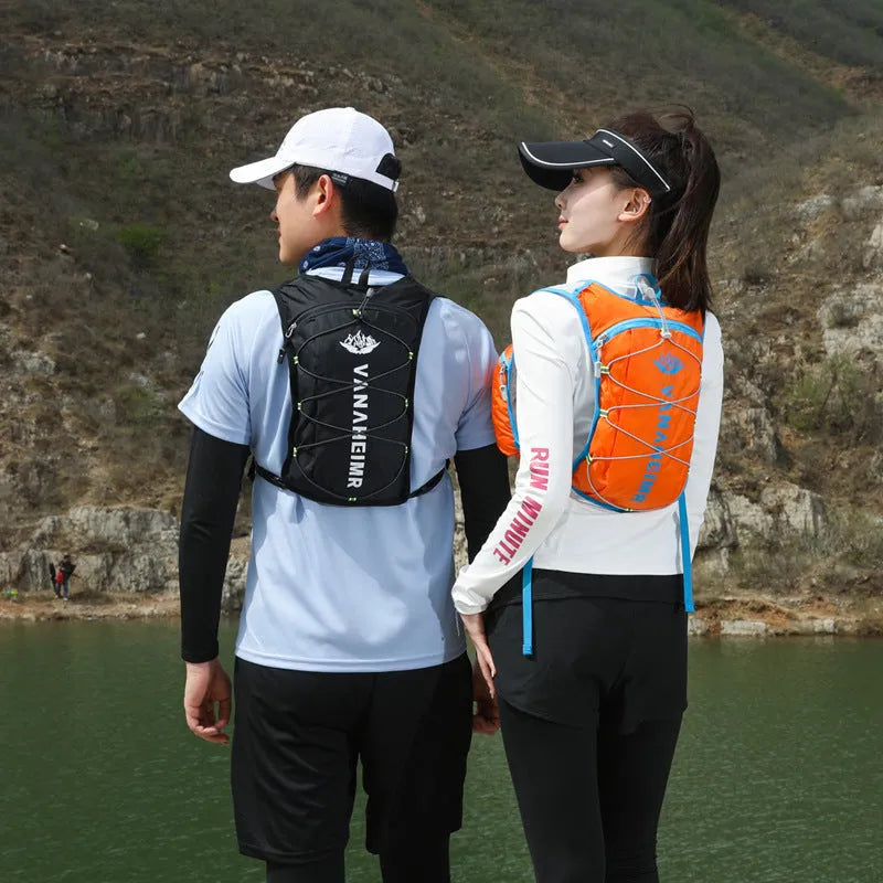Ultra-light cross-country outdoor sports backpack in a choice of five colours with waterproof fabric.