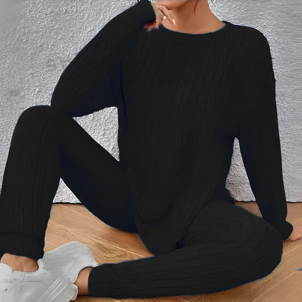 Women's black sunken stripe two-piece casual homewear set with regular sleeves