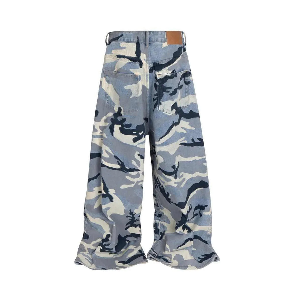 Snow camouflage blue loose fit jeans in cotton elastic denim fabric with mid waist design