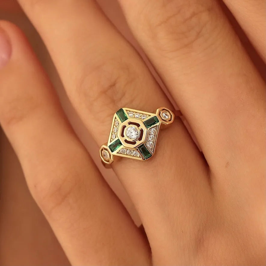 Square-cut emerald green Ins style ring for women on a silver band.