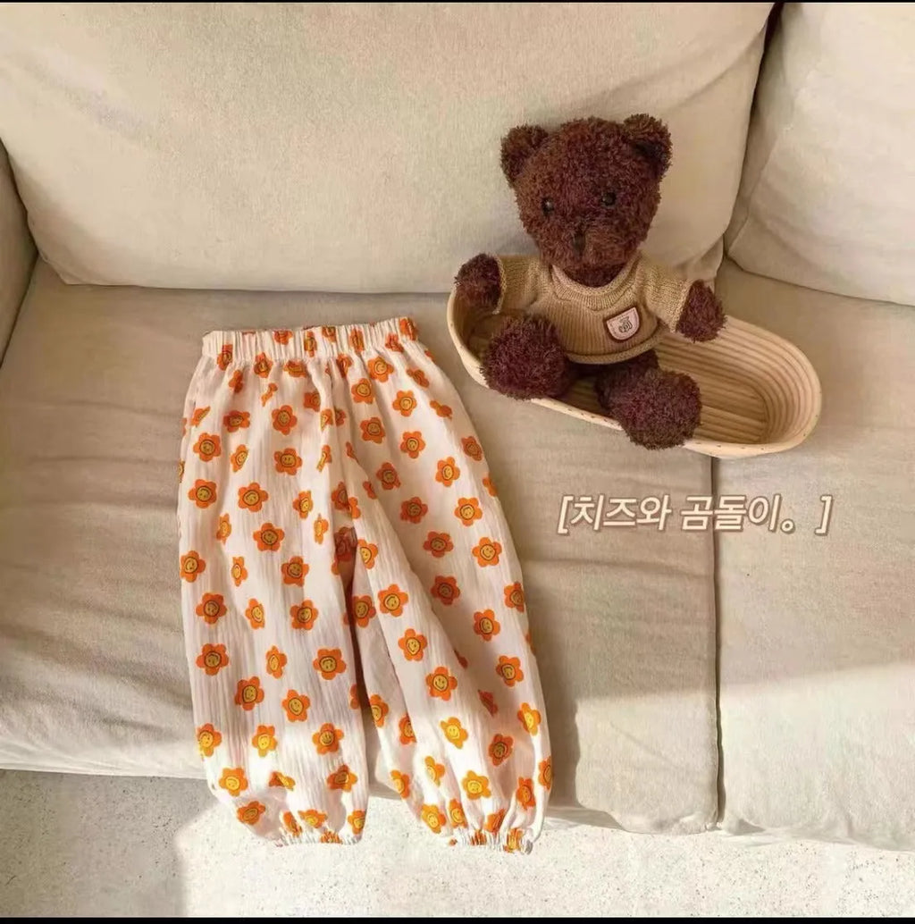 Korean-style double-layer ankle-tied ultra-thin cropped pants for toddlers, cotton anti mosquito pants with cartoon pattern, white bear design