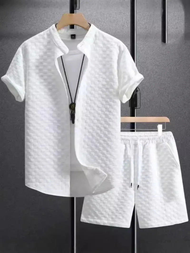 Men's short sleeve suit jacket and matching shorts in chemical fibre blend fabric