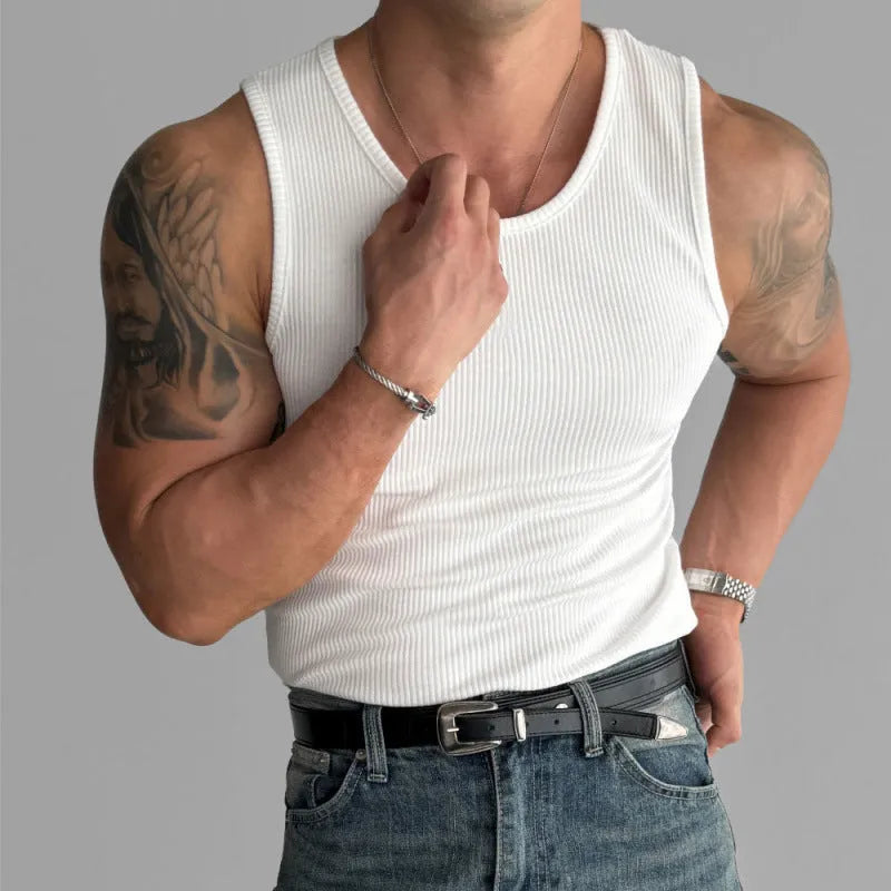 Coarse thread elastic polyester fitness vest in black, tight fit, gym training top