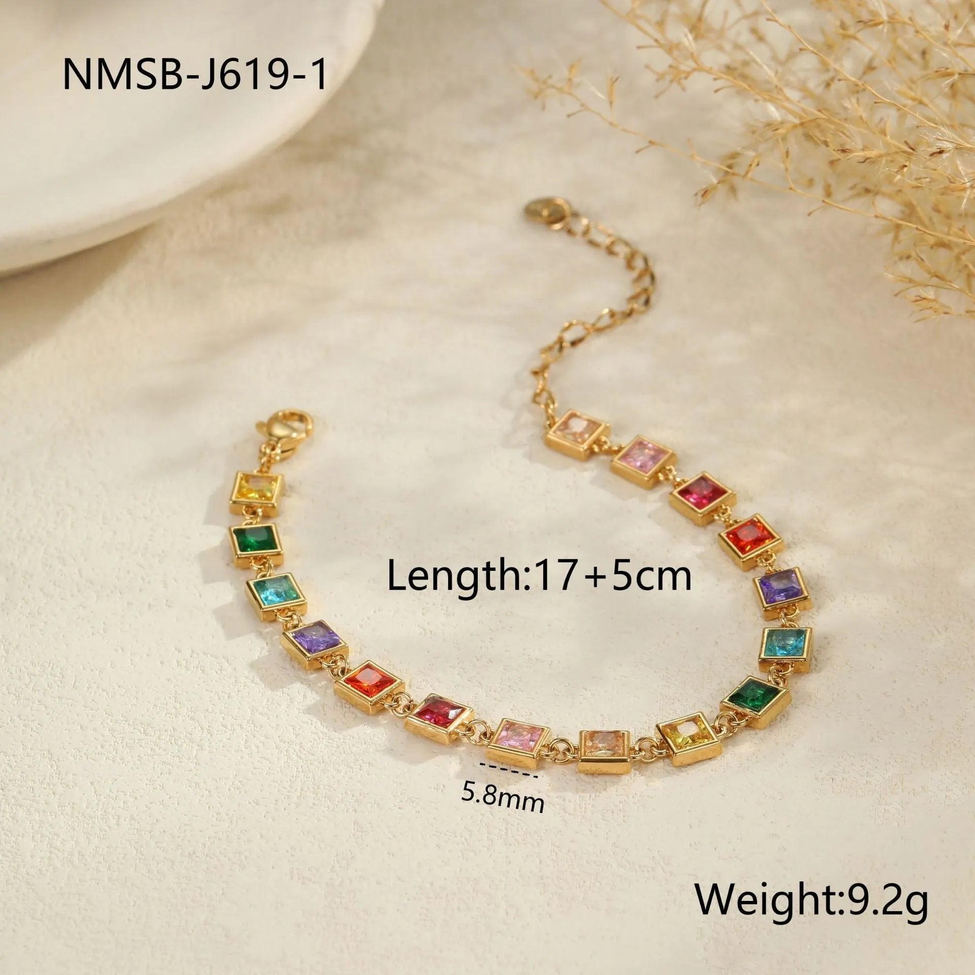 Women's 18K stainless steel bracelet in gold or silver with geometric heart, circle or square designs