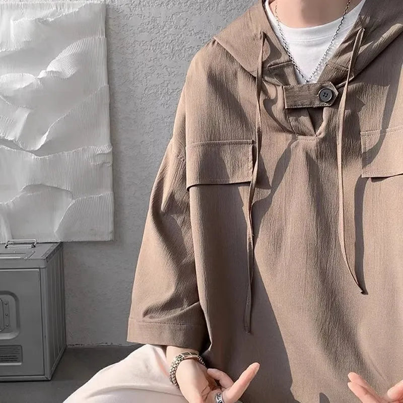 Men's hooded short-sleeve summer t-shirt in polyester loose fit