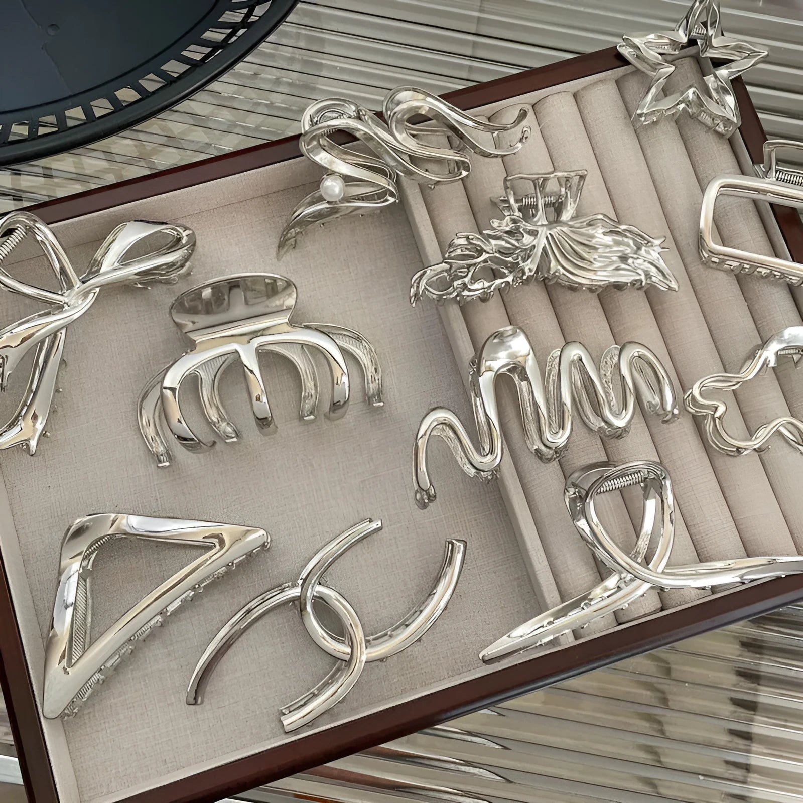Silver metal hair barrette claw clip with electroplated finish and decorative design