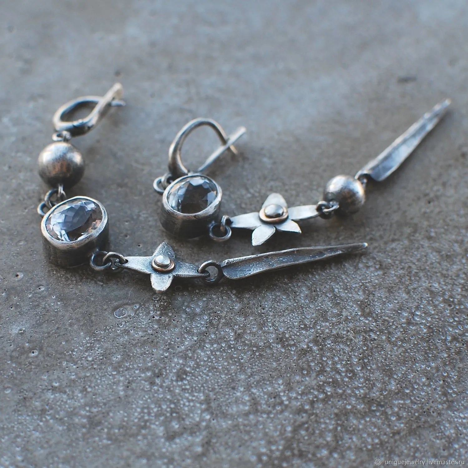 Geometric antique silver pendant earrings with long rhinestone XINGX design