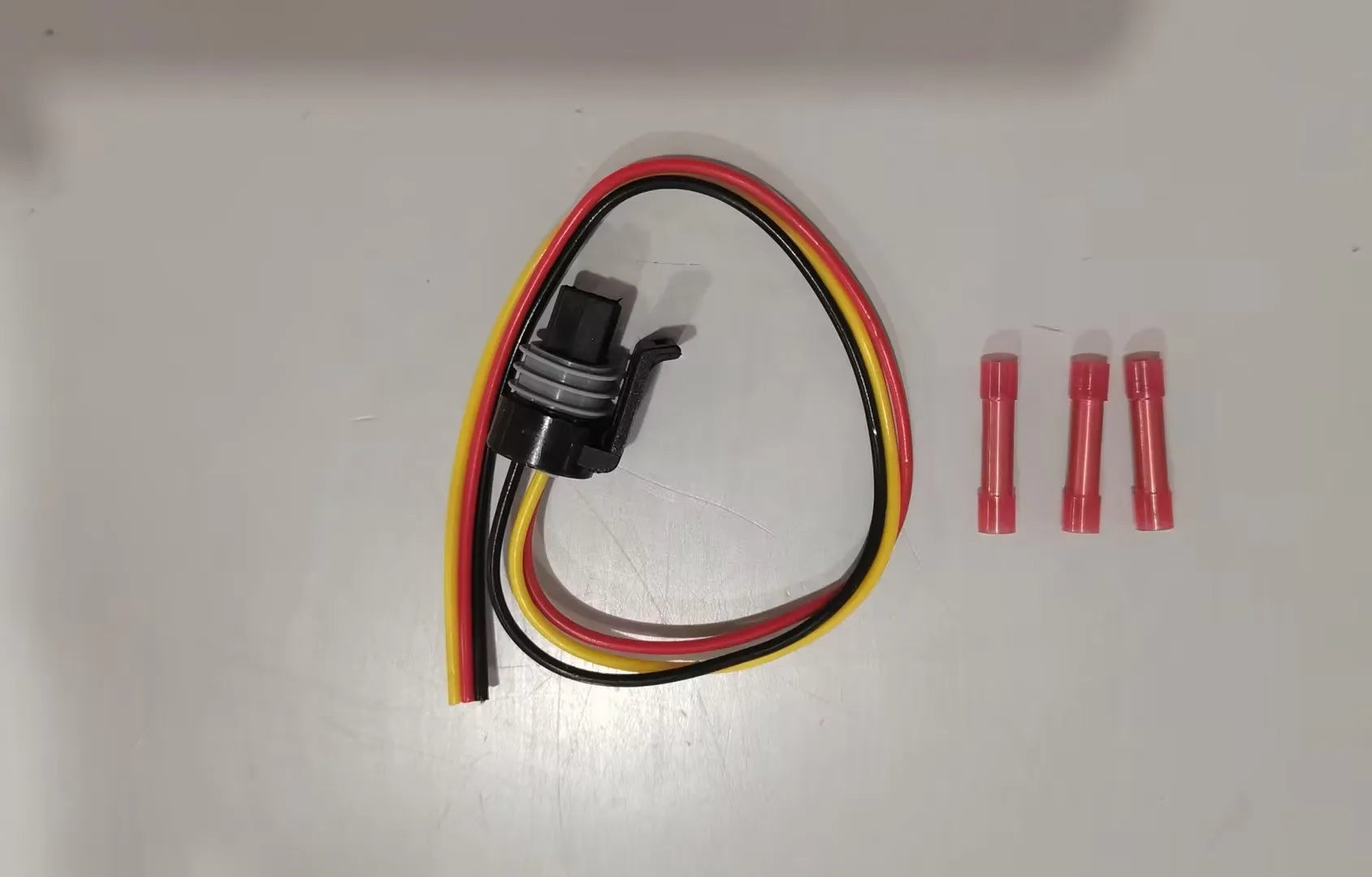 Ford F6TZ-9F838-A oil pressure sensor and connecting line kit.