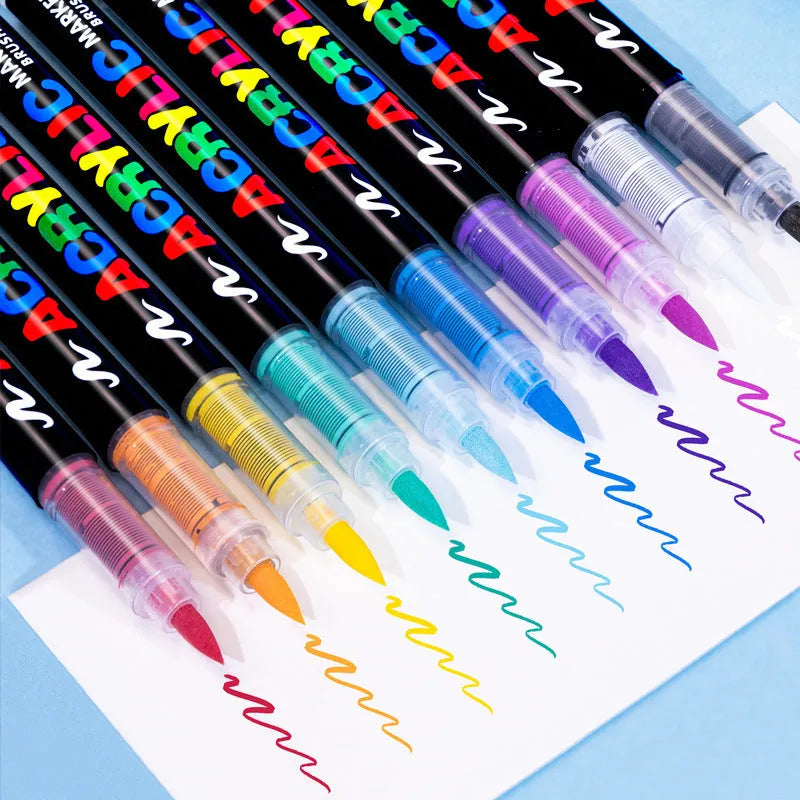 Set of straight liquid acrylic marker pens in multiple colours for art and graffiti