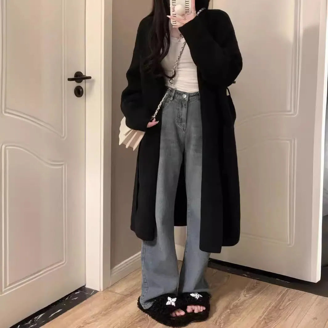 Women's knitted V-neck mid-length cardigan in polyester fabric