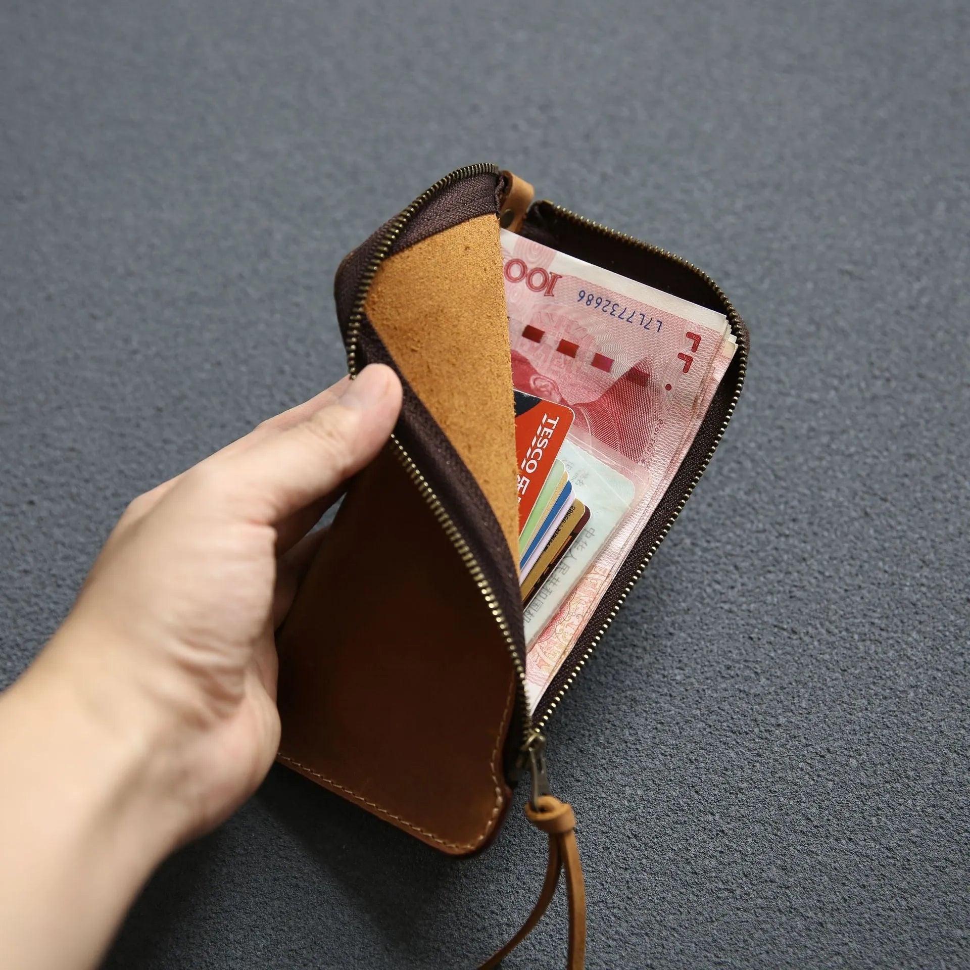 Men's genuine leather zip wallet 18cm top layer cowhide dark brown Crazy Horse leather sewing line detail