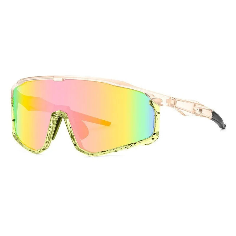 Colourful mountaineering goggles with full frame and UV-protective PC lenses for climbing and hiking.