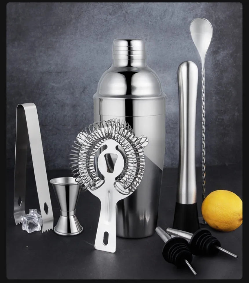 23-piece stainless steel cocktail set with acrylic shaker and bartending tools