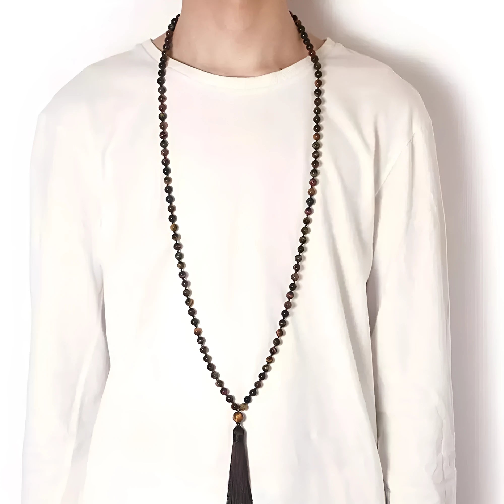 Long geometric agate necklace with tassel pendant in natural stone colours on a 95-100cm chain.
