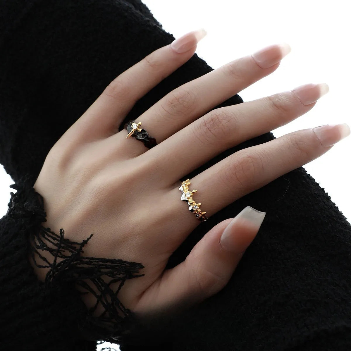 Adjustable silver couple ring with electroplated white gold or black gold finish and minority princess knight design