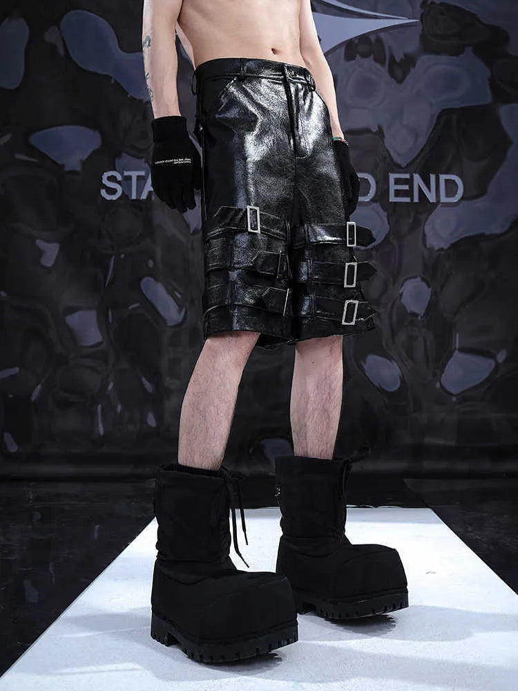 Men's black PU leather cropped shorts with ring detailing and medium-low waist