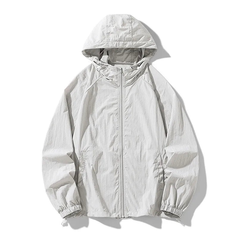 Chemical fibre blend outdoor sports jacket in loose fit available in multiple colours