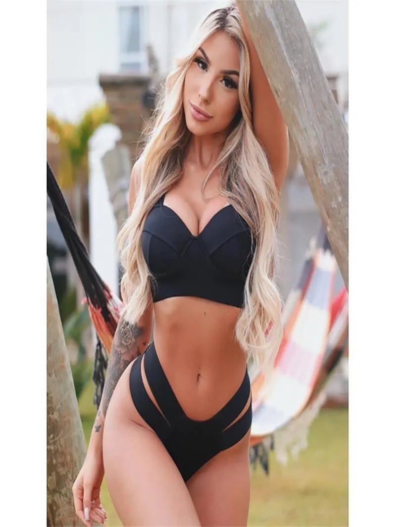 Women's contrast colour bikini swimsuit with steel bracket push-up board and removable cups