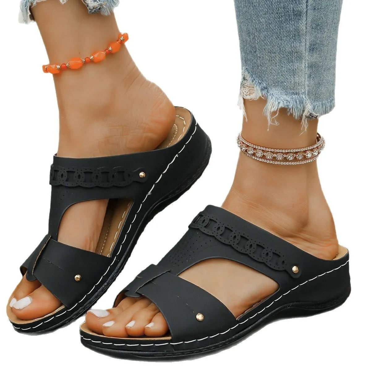 Roman style slippers showing heel slope design and fish mouth toe in beige colour on rubber sole