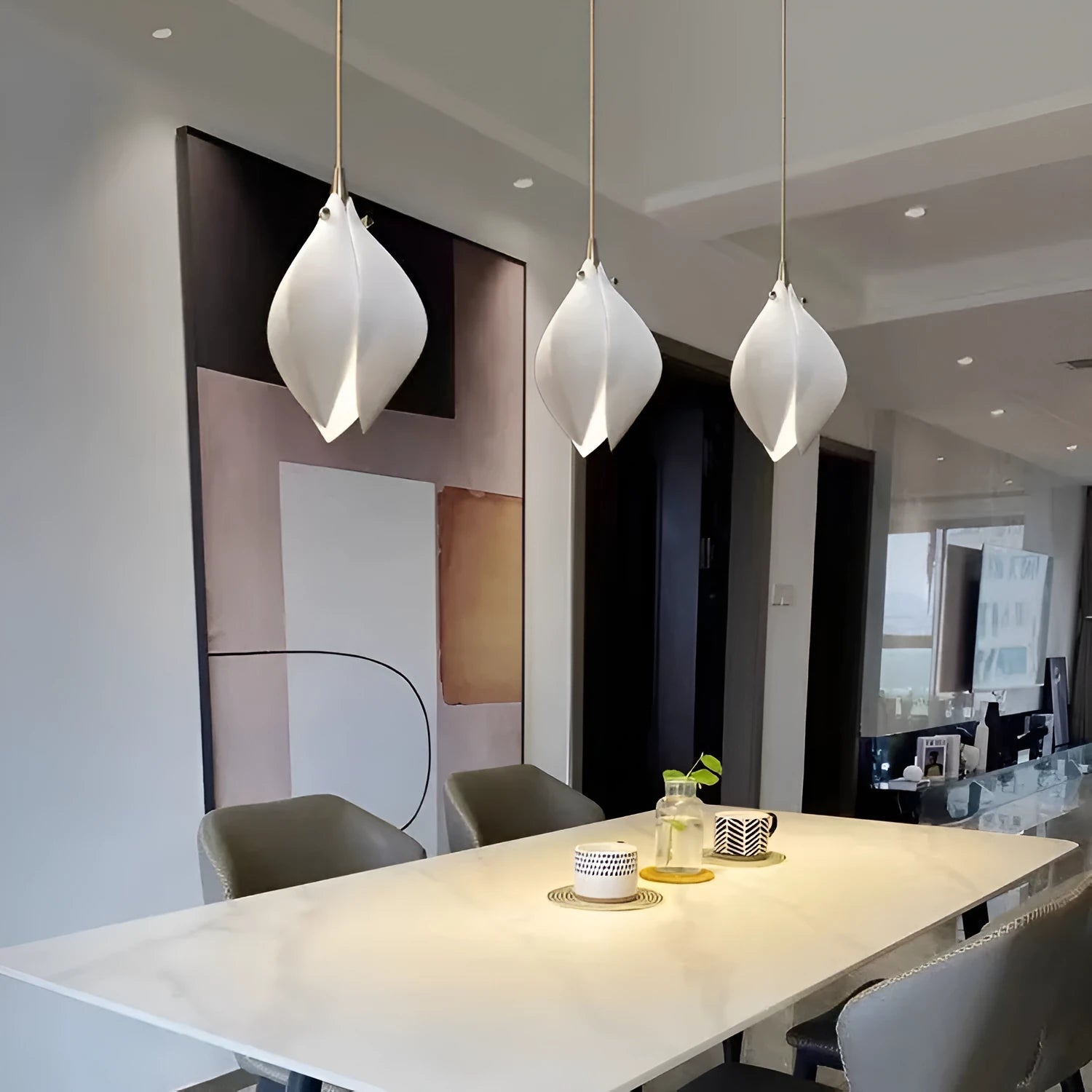Ceramic magnolia single-headed pendant light with Nordic minimalist design