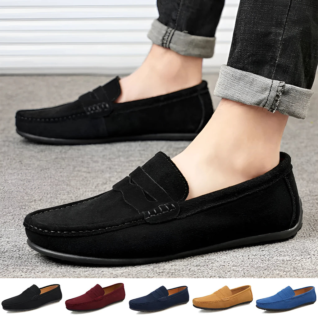 Men's suede loafers in solid colours with round toe and rubber sole