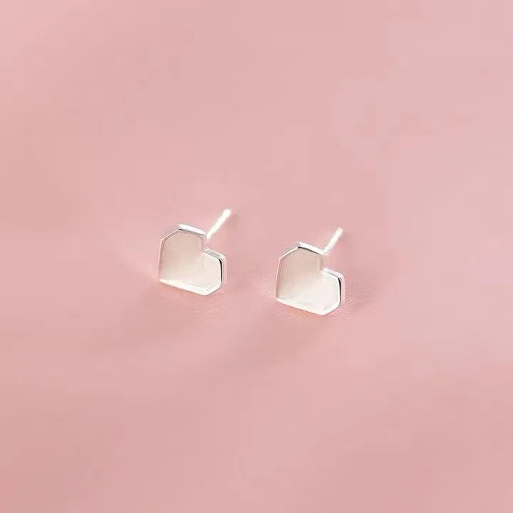 Sterling silver S925 heart shaped ear studs for women pink and white niche style