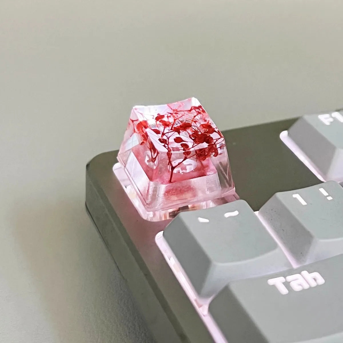 Resin starry sky keycap for mechanical keyboards in green colour option
