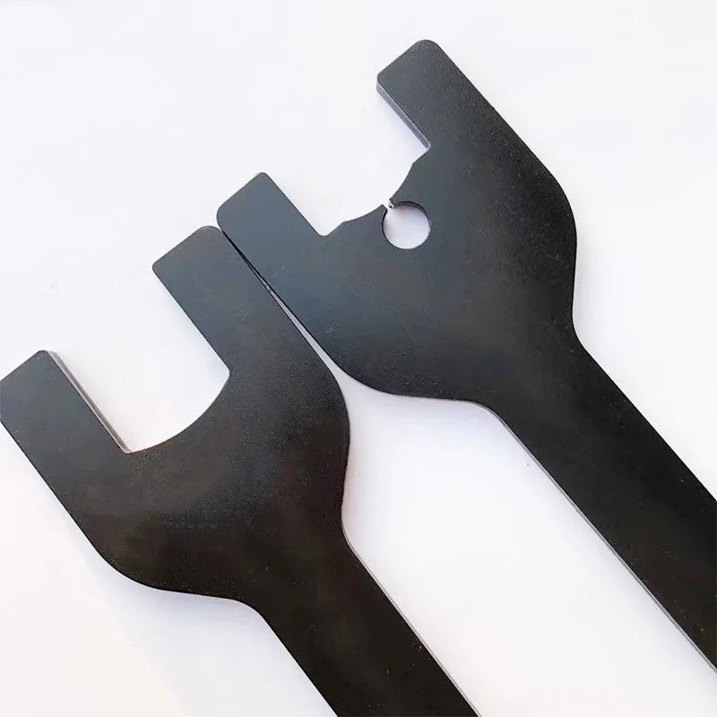 Two alloy steel wrenches, sizes 36mm and 40mm, for Land Rover fan repair