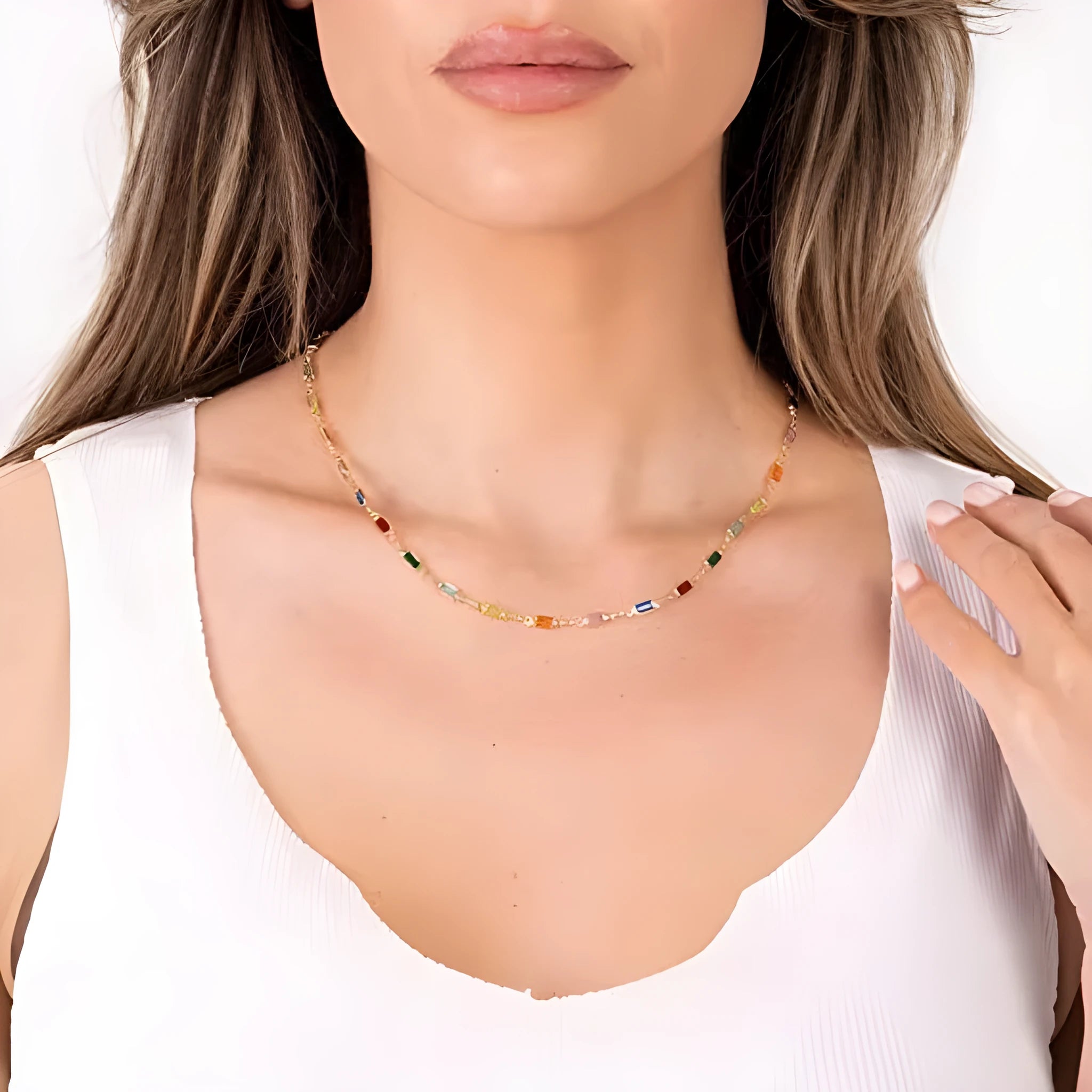 Ladies geometric crystal necklace with adjustable alloy chain and glass pendant in random electroplated colour