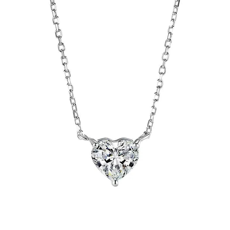 Silver-coloured copper heart necklace for women with simple chain and pendant