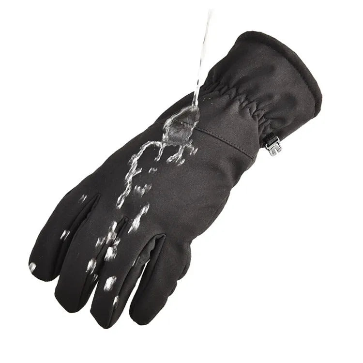 Pair of nylon tactical ski gloves in camouflage colour with anti-slip palm and touchscreen fingertips.