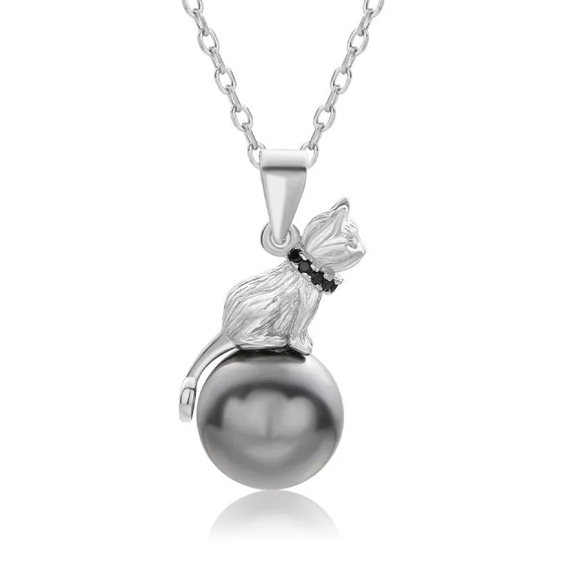 925 sterling silver cat pendant necklace with electroplated finish on clavicle-length chain