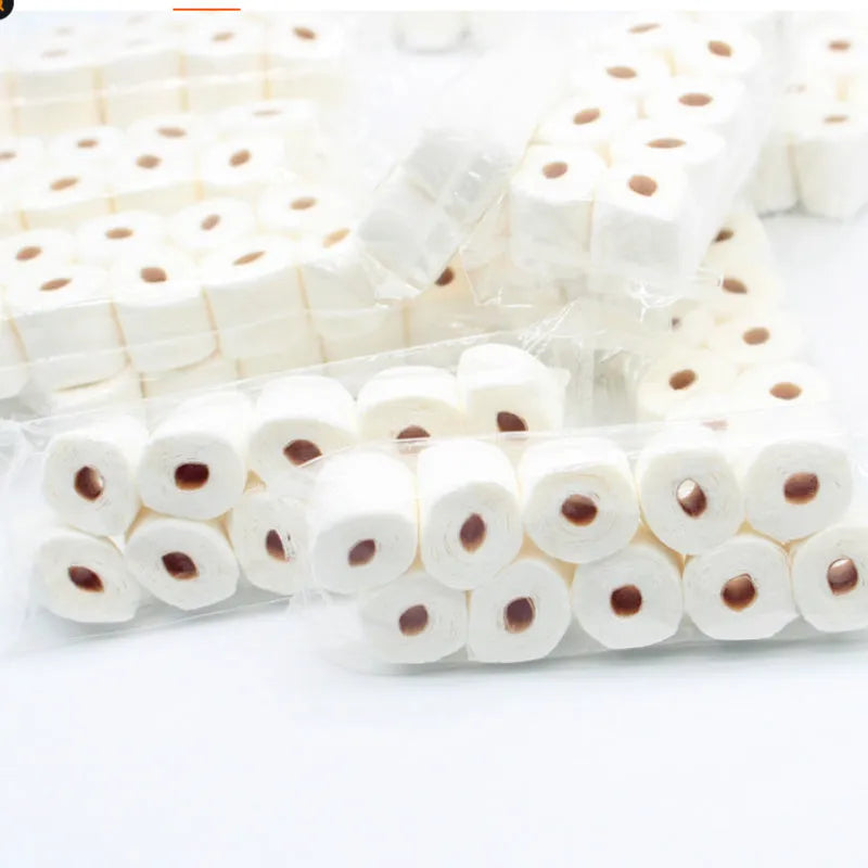 Simulated paper tissue roll model for dollhouses, dimensions 30x15x80mm.