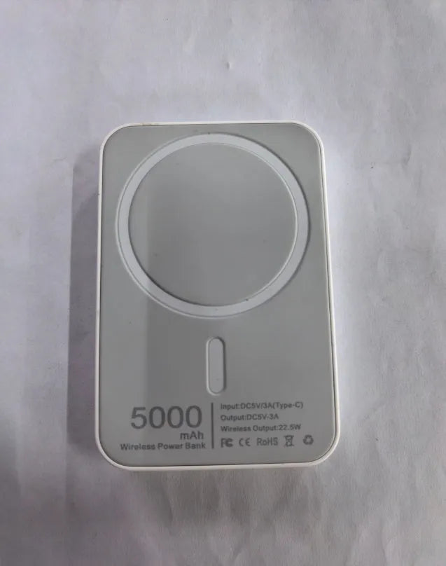 White magnetic wireless charger power bank with 5000mAh capacity and compact dimensions