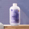 500ml bottle of pet antibacterial anti-itch shower gel with deodorising formula.