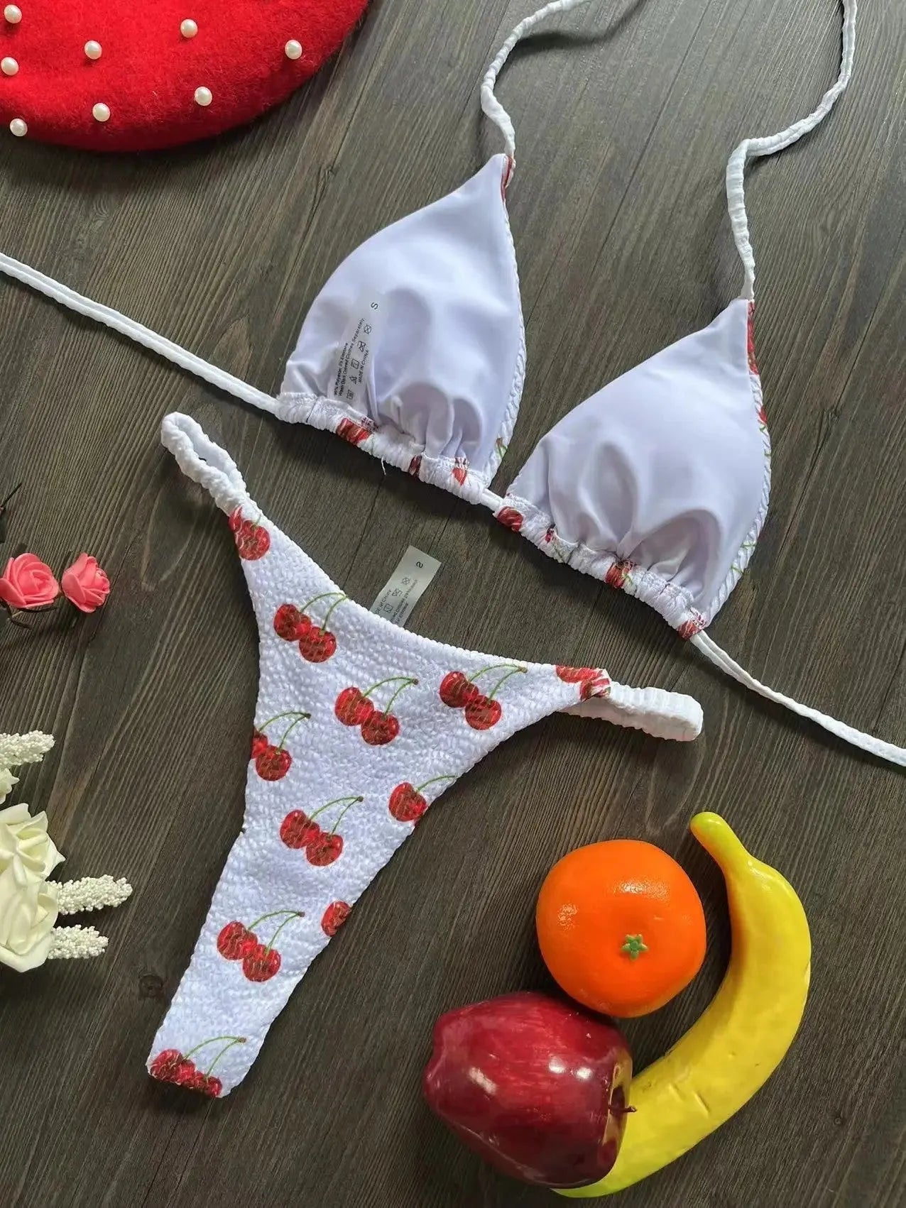 Women's quick-drying bikini swimsuit with cotton lining in three colour variants