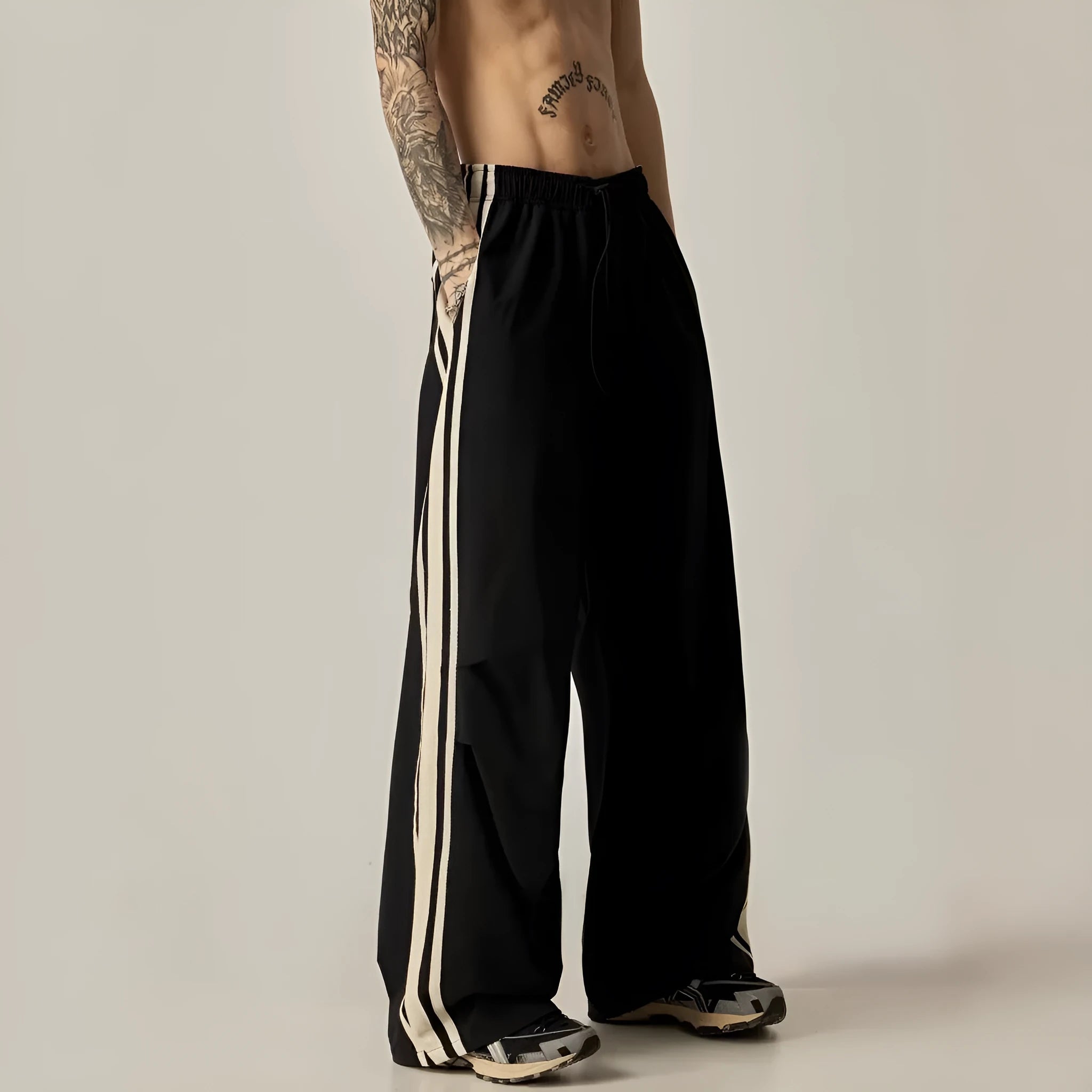 Men's black wide-leg climbing trousers with high waist and straight-leg design for summer leisure wear