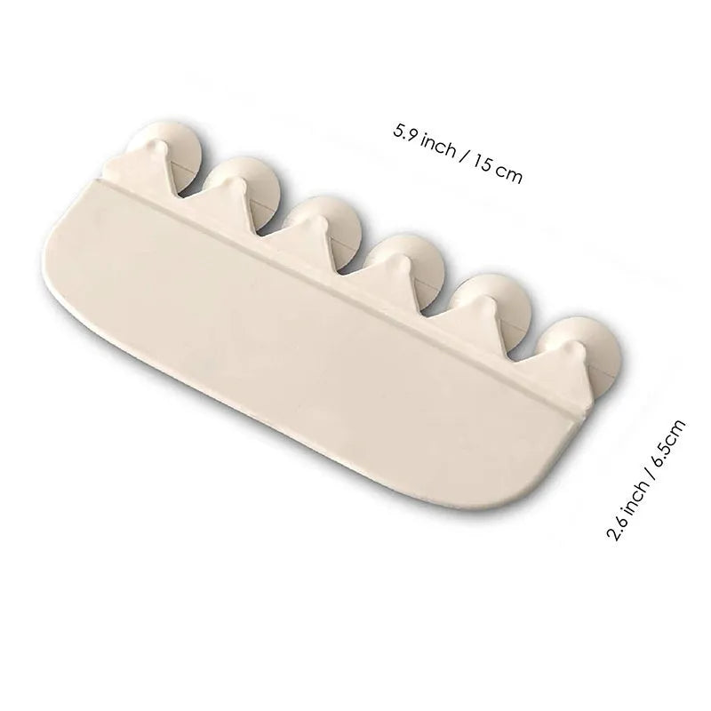 White PVC toilet training splash guard for children's potty training to prevent urine splashing