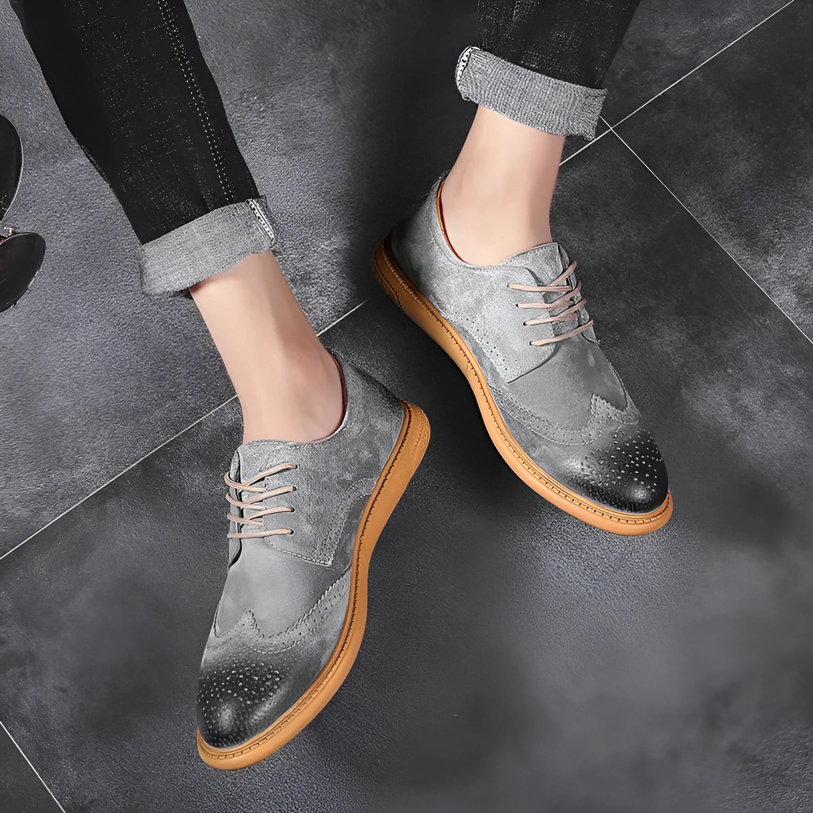 Men's black genuine leather lace-up business shoes with a low top and rubber sole.