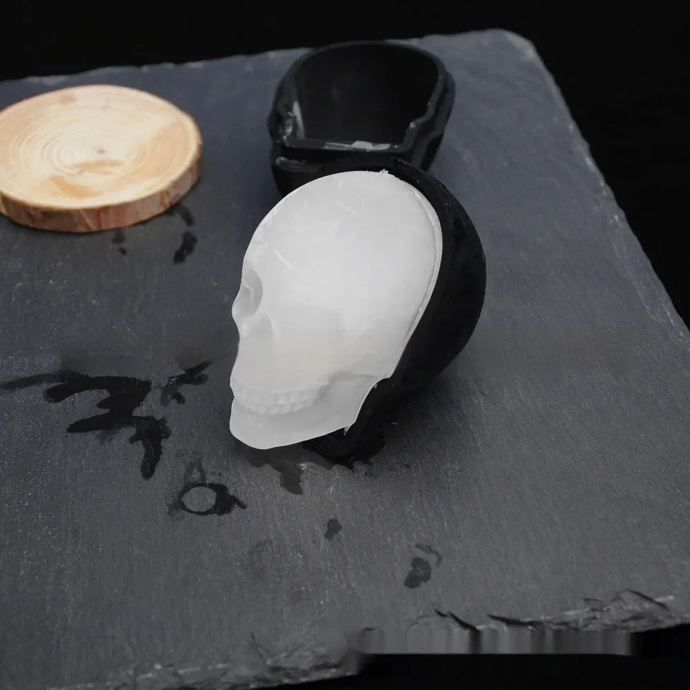 Food grade silicone Halloween skull ice cube tray creating 3D ice cubes