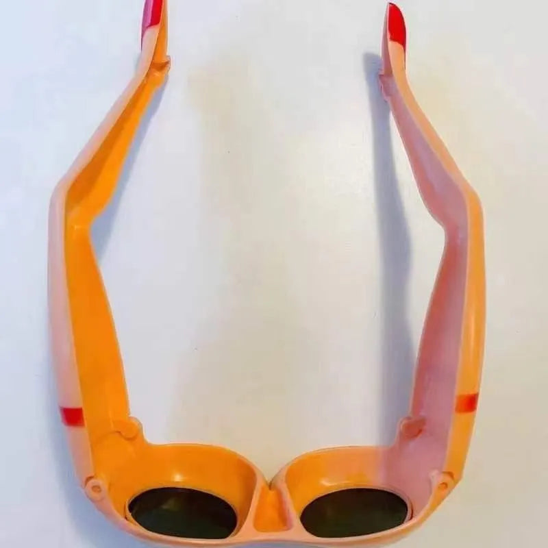 Orange personality sunglasses with plastic frame dimensions 15*20*6.3cm