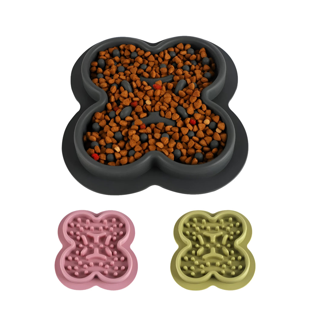 Silicone pet slow feeder licking pad mat in green, measuring 19cm by 21cm