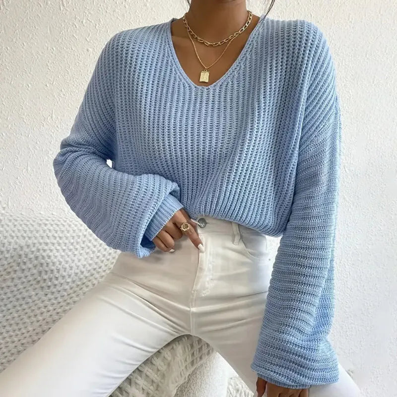 Women's loose fit long sleeve pullover top in solid colour with regular sleeves