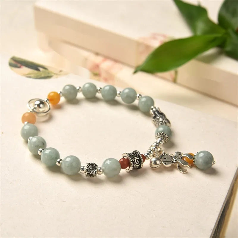 Natural emerald vintage bracelet with Grade A jade stones and alloy components in retro style