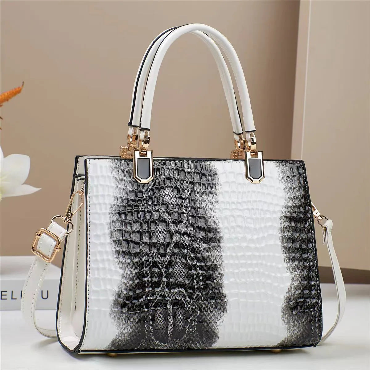 Women's large capacity one shoulder mom bag in soft PU leather with multiple internal compartments