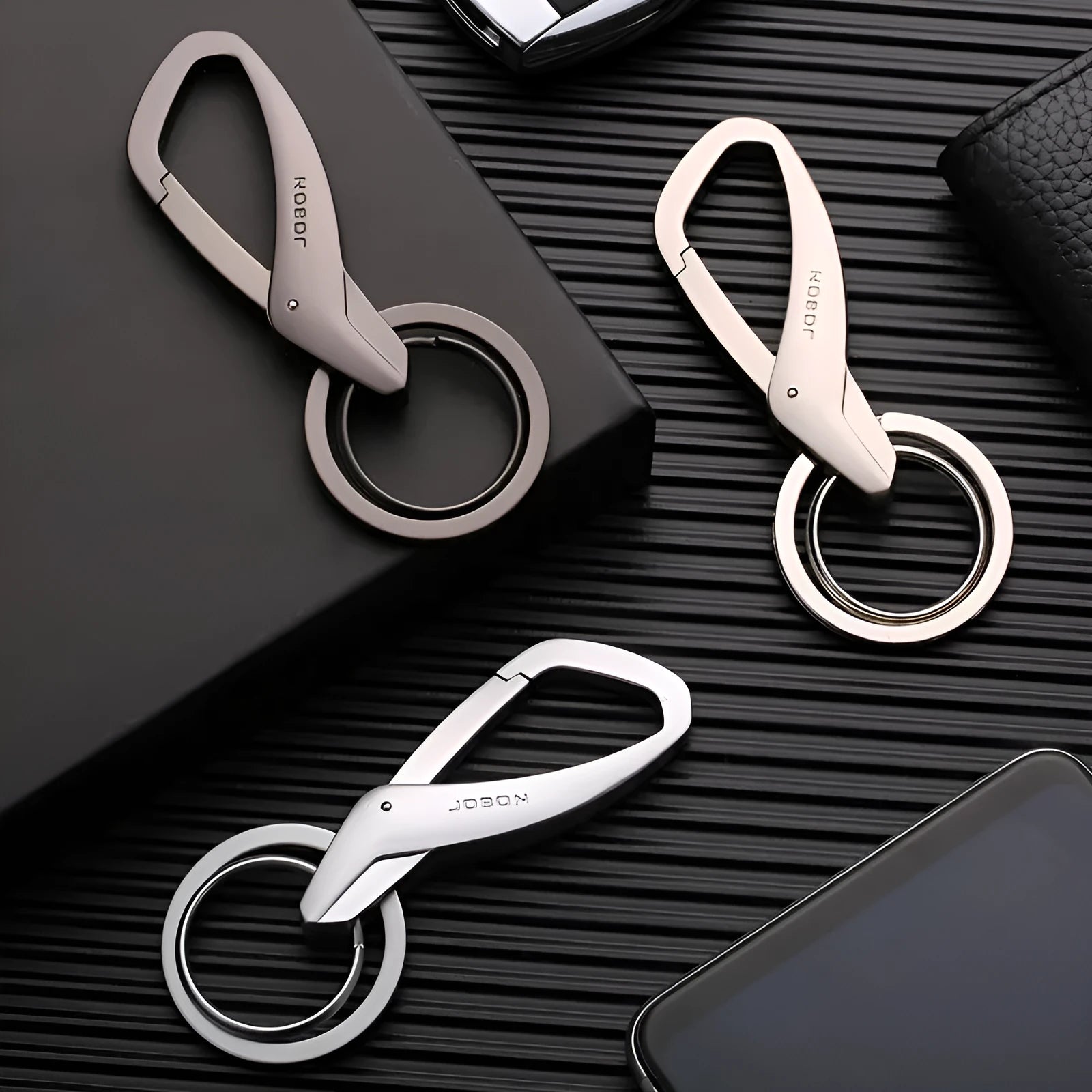 Zinc alloy double ring car key waist hanging clip in black, chrome or nickel finish