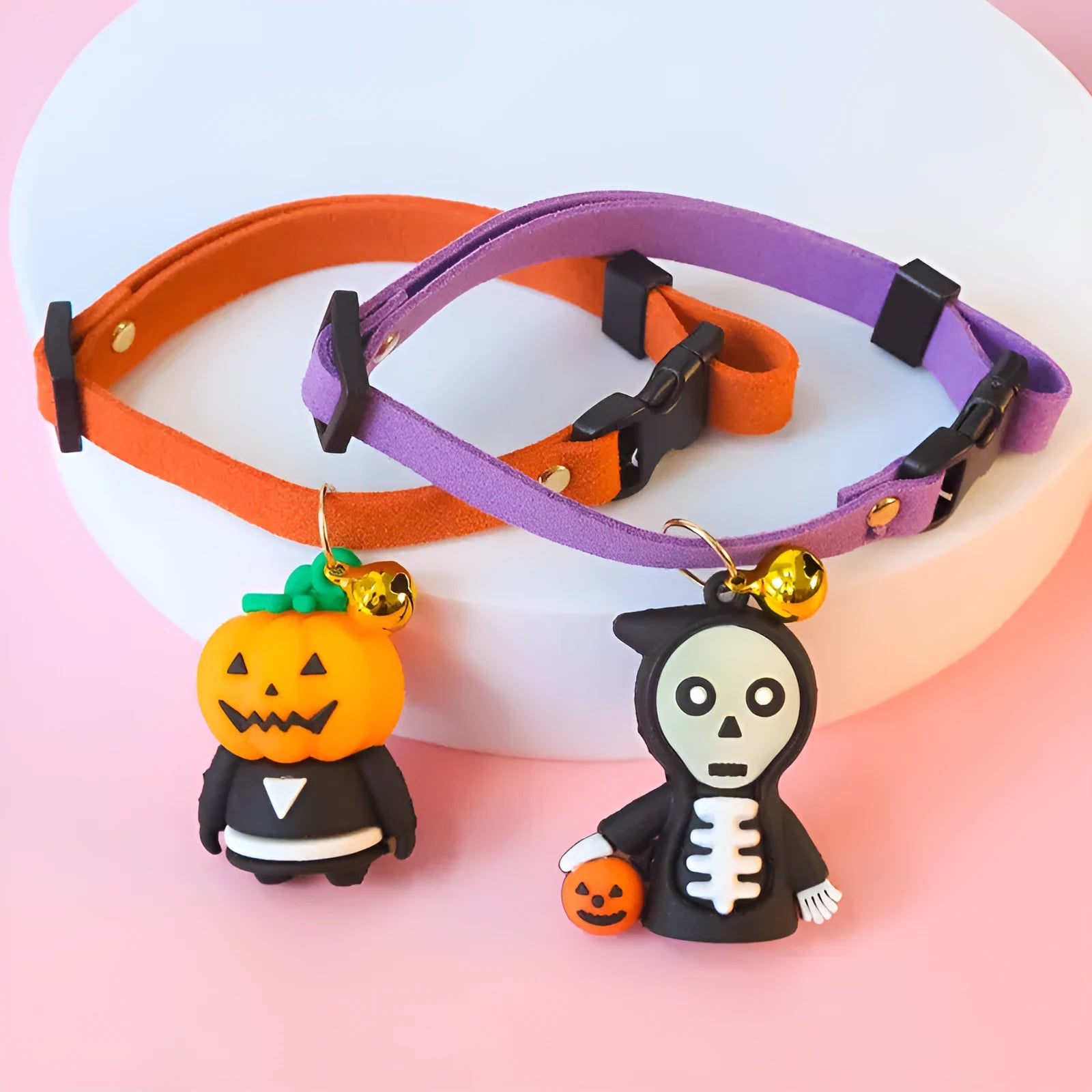 Halloween pet collar decoration with cartoon pattern in three designs including luminous options, sized XS to L for dogs and cats