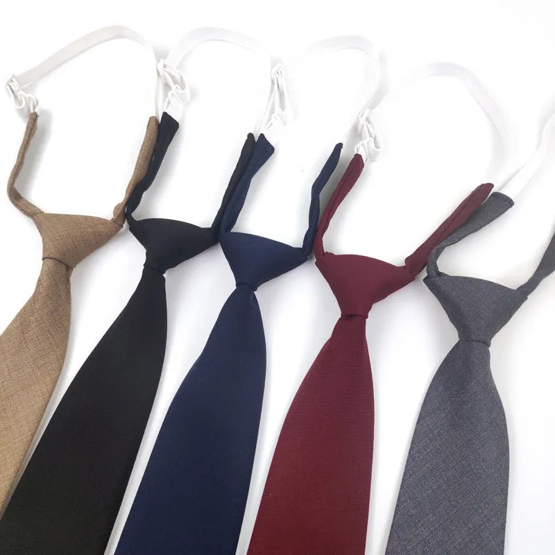 Solid colour cotton bow tie for men in arrow-type style on a white background.